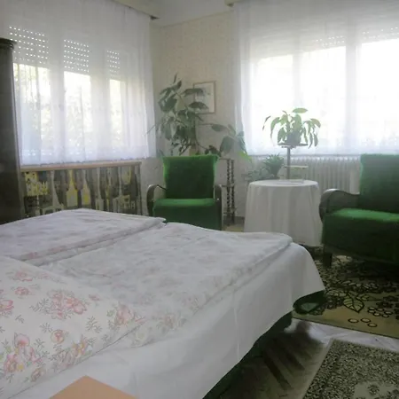 Apartment In Balatonboglar/Balaton 18175 度假居