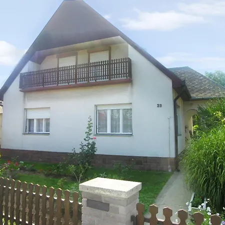 度假居 Apartment In Balatonboglar/Balaton 18175 *
