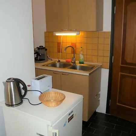 Apartment In Balatonboglar/Balaton 18175 度假居 *